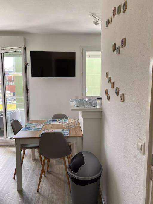 Apartment Trimaran 10 Metres De La Avec Balcon/terrasse